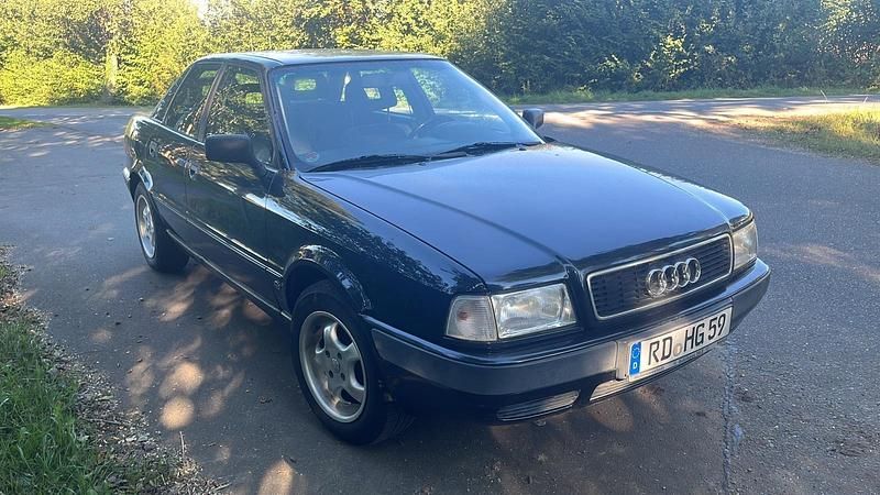 Schwarz Gebraucht 1994 Audi 80 Limousine | 999 € - Bild 1/4