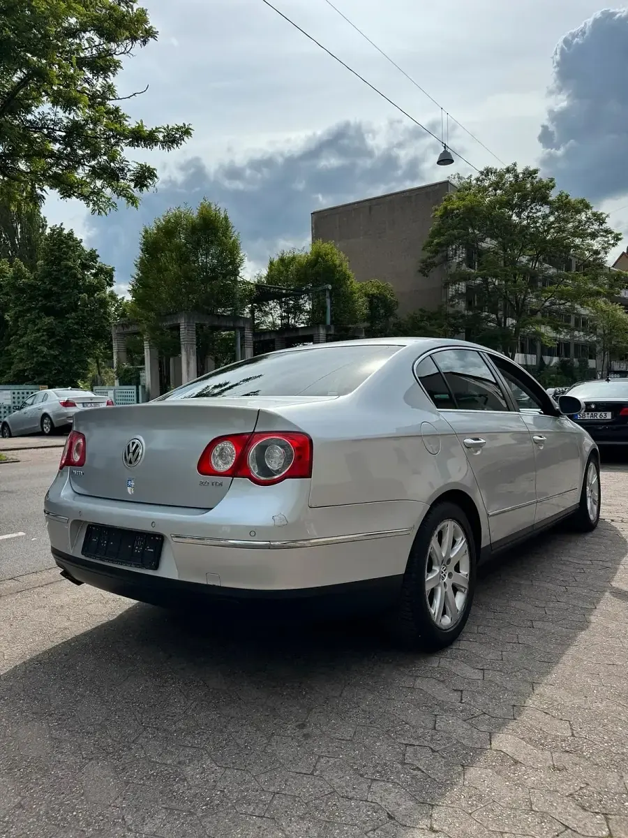 Używany VW Passat 140 KM (102 kW) 2008 Srebrny Sedan/Limuzyna