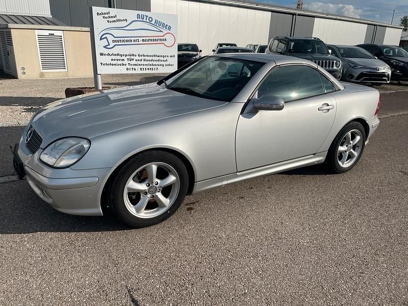 Silber Gebraucht 2002 Mercedes SLK200 Cabrio | 5.499 € (Guter Preis) - Bild 1/4