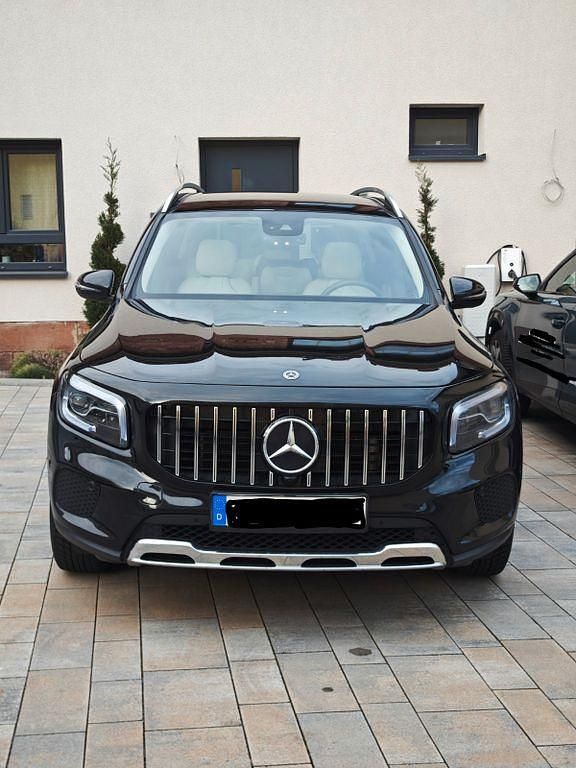 Gebraucht Mercedes GLB220 190 PS (139 kW) 2021 Schwarz SUV