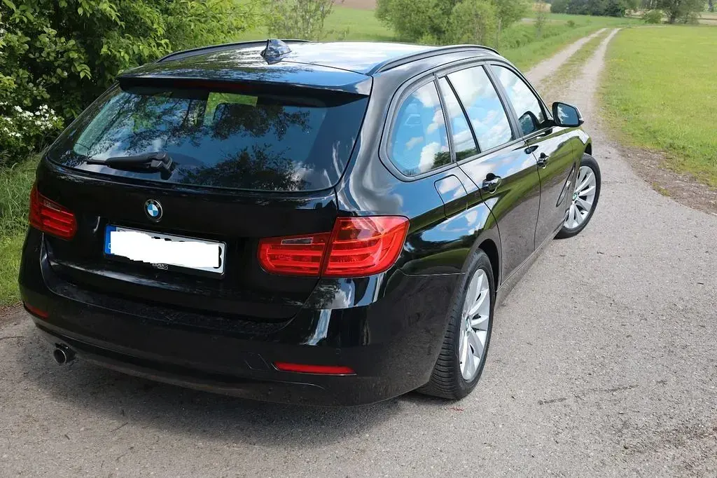 Gebraucht BMW 320 Performance 184 PS (135 kW) 2013 Schwarz Kombi