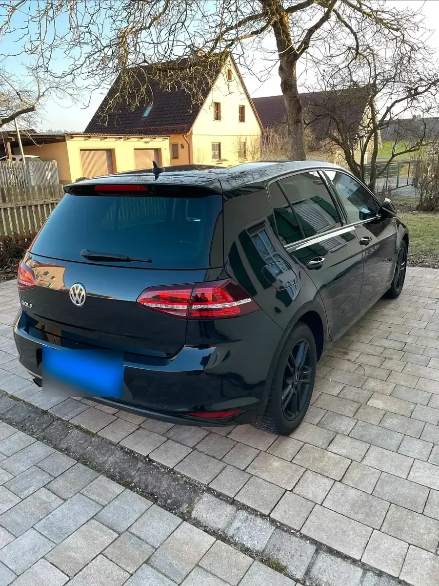 Gebraucht VW Golf VII Allstar 110 PS (80 kW) 2016 Schwarz Limousine