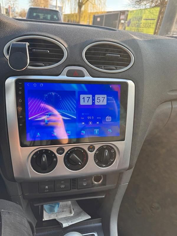 Gebraucht Ford Focus 115 PS (84 kW) 2007 Weiß Kleinwagen