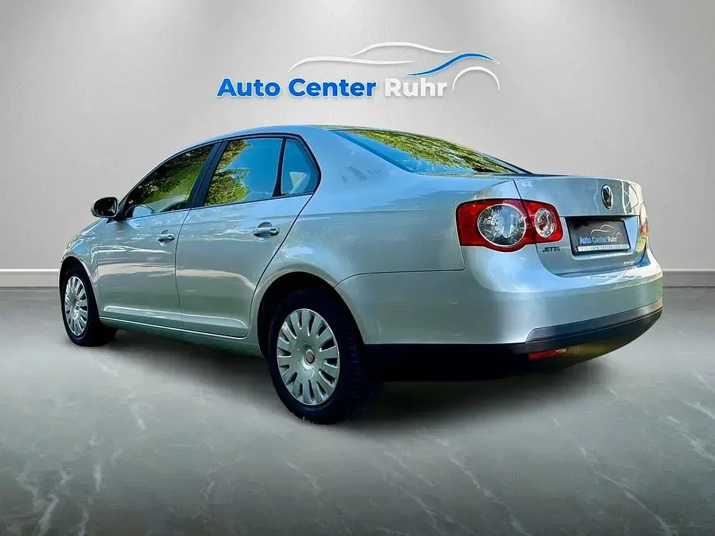 Gebraucht VW Jetta Trendline 102 PS (75 kW) 2006 Silber Limousine