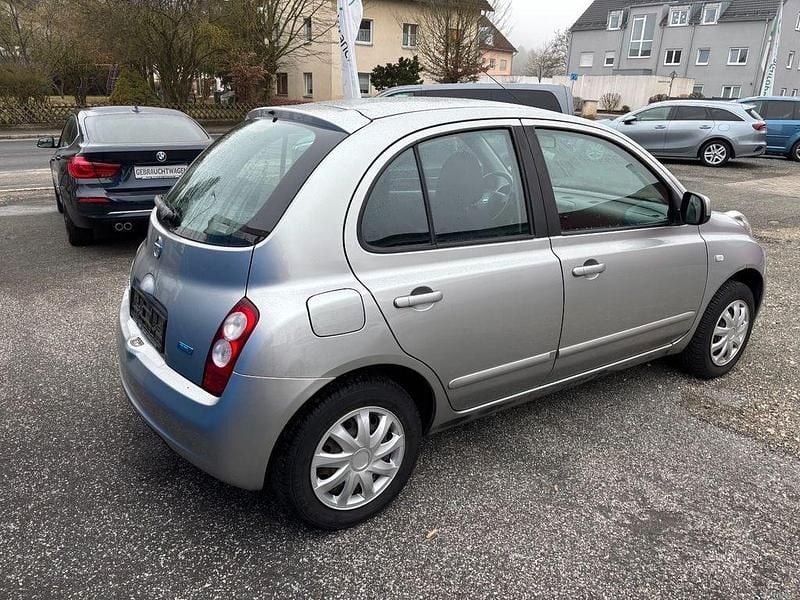 Gebraucht Nissan Micra I-Way 65 PS (47 kW) 2010 Silber Kleinwagen