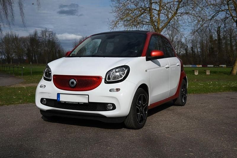 Gebraucht Smart ForFour Prime 90 PS (66 kW) 2017 Weiß Kleinwagen