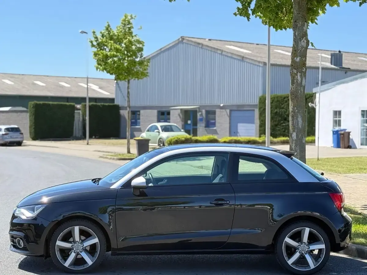 Gebraucht Audi A1 Ambition 86 PS (63 kW) 2010 Schwarz Kleinwagen