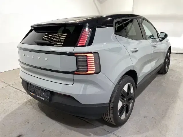 Gebraucht Volvo EX30 Plus 200 kW (272 PS) 2024 Grau SUV