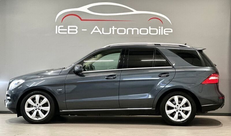 Gebraucht Mercedes ML350 258 PS (189 kW) 2012 Grau SUV