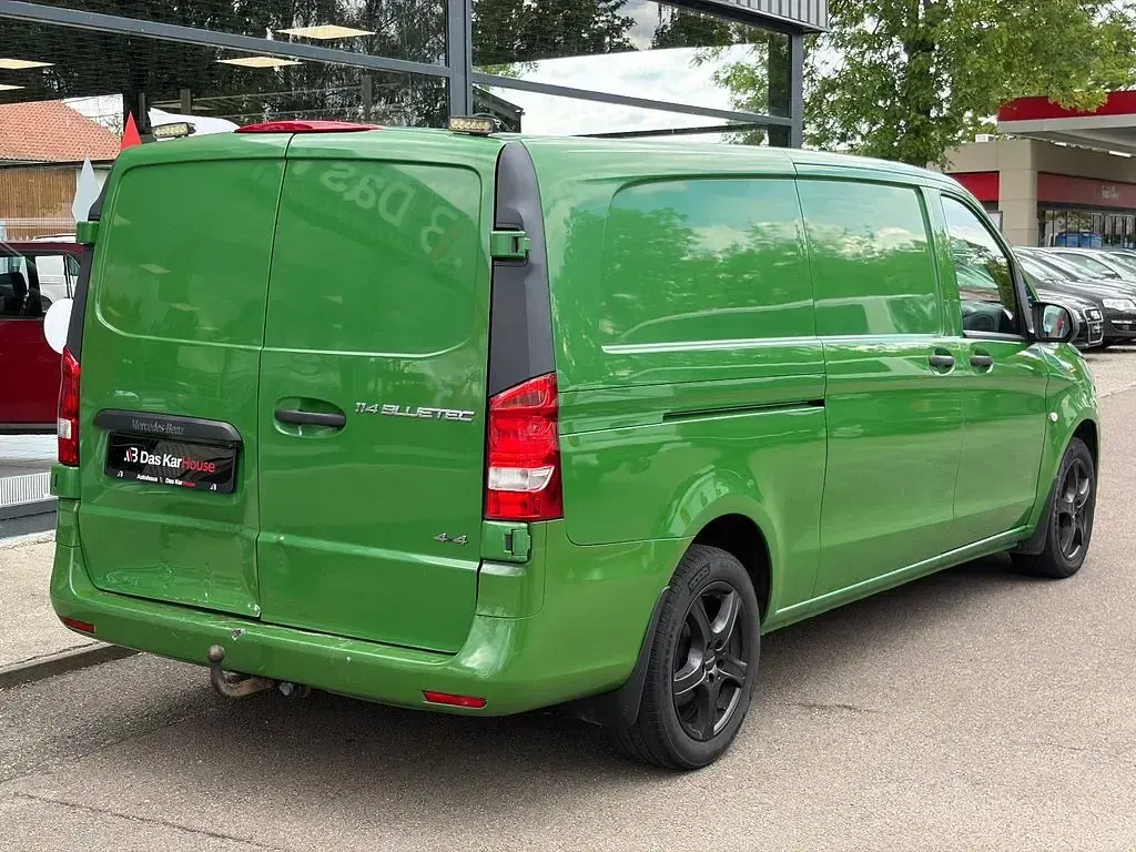 Gebraucht Mercedes Vito 136 PS (100 kW) 2016 Grün Van