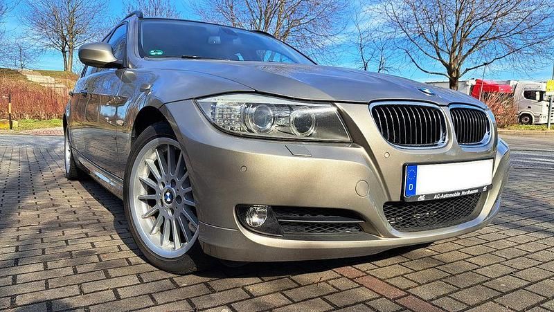Gebraucht BMW 330 245 PS (180 kW) 2009 Kombi