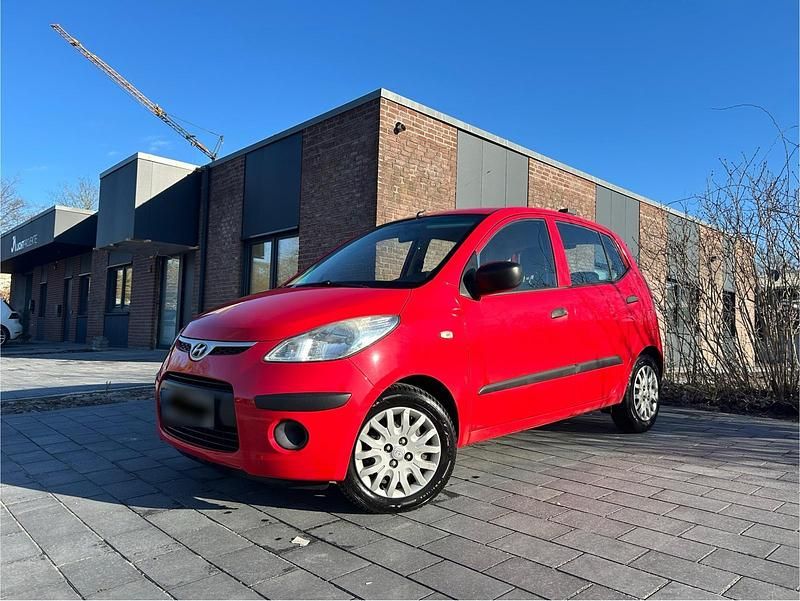 Gebraucht Hyundai i10 67 PS (49 kW) 2009 Rot Kleinwagen