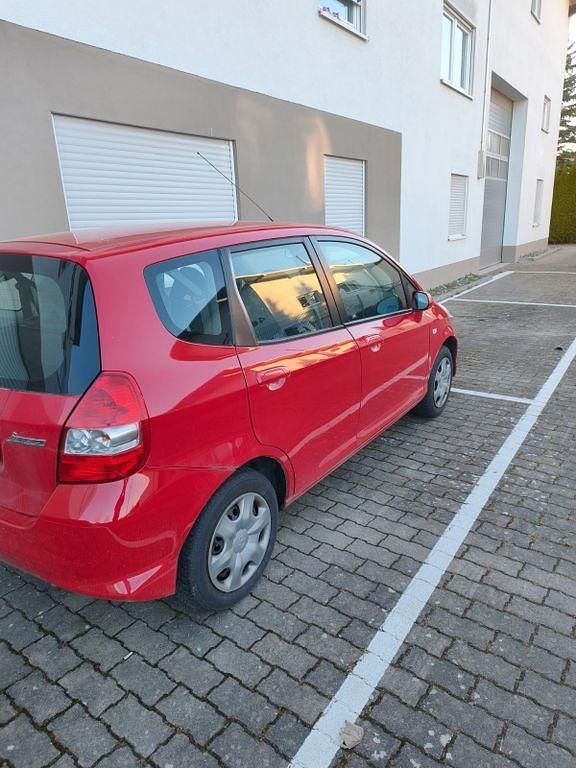 Gebraucht Honda Jazz LS 77 PS (56 kW) 2005 Rot Kleinwagen