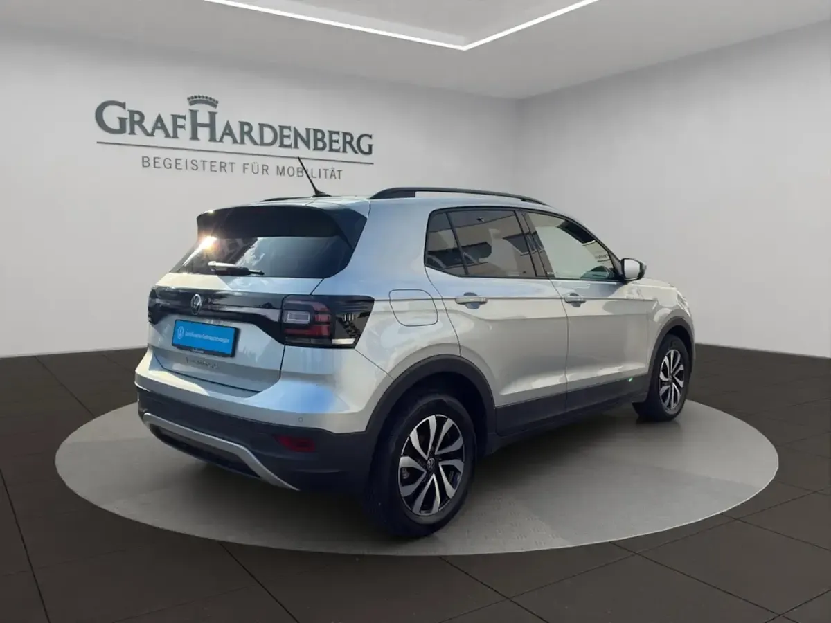 Gebraucht VW T-Cross Active 110 PS (80 kW) 2022 Silber SUV