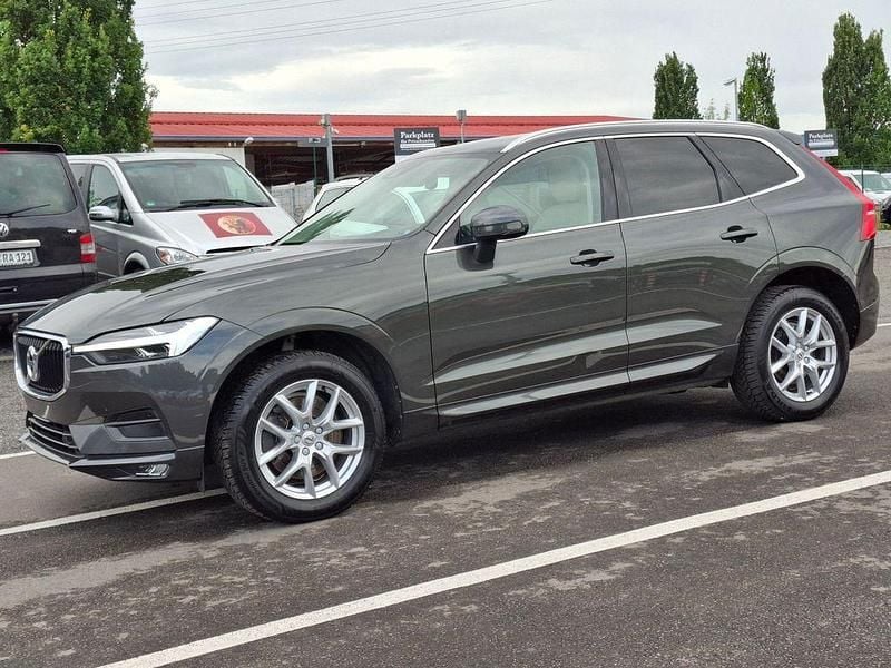 Grau Gebraucht 2021 Volvo XC60 Pro SUV | 24.990 € (Guter Preis) - Bild 1/4