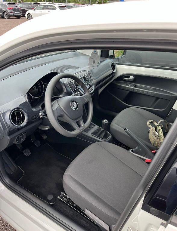 Gebraucht VW up! 68 PS (50 kW) 2019 Weiß Kleinwagen