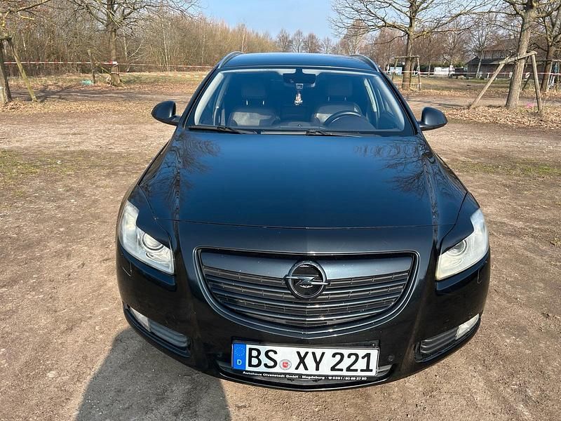Gebraucht Opel Insignia 2013 Schwarz Kombi