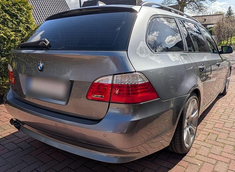 Second-hand BMW 525 Performance 197 CP (144 kW) 2008 Gri Break