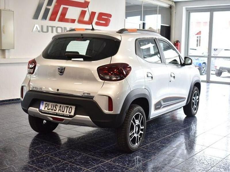 Gebraucht Dacia Spring Comfort Plus 33 kW (45 PS) 2022 Diamantsilber Kleinwagen