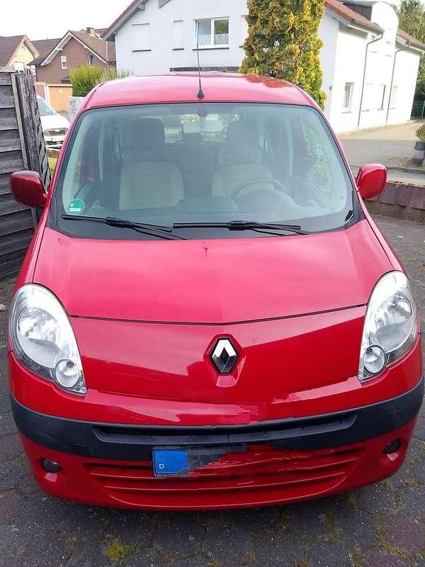 Rot Gebraucht 2012 Renault Kangoo Happy Family Van / Kleinbus | 3.200 € (Guter Preis) - Bild 1/4