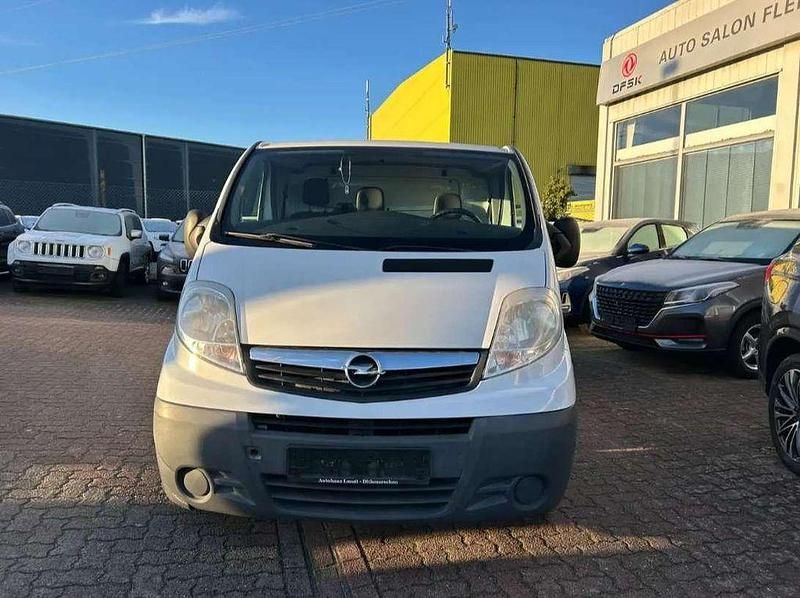 Gebraucht Opel Vivaro 90 PS (66 kW) 2011 Weiß Van / Kleinbus