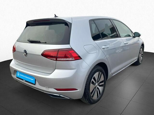 Gebraucht VW e-Golf 100 kW (136 PS) 2020 Silber Kleinwagen