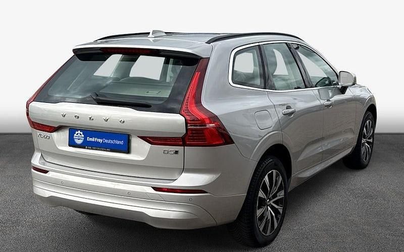 Gebraucht Volvo XC60 Core 250 PS (183 kW) 2024 Silver dawn metallic SUV