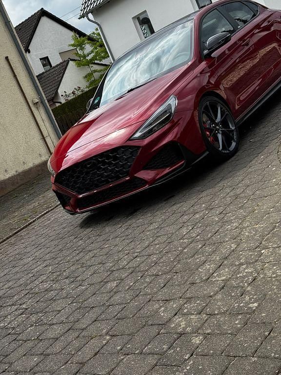Rot Gebraucht 2021 Hyundai i30 N Performance Limousine | 25.850 € (Guter Preis) - Bild 1/4