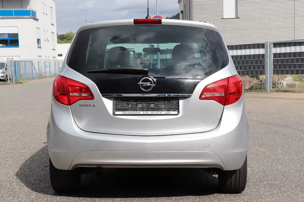 Gebraucht Opel Meriva drive 120 PS (88 kW) 2017 Silber Van / Kleinbus