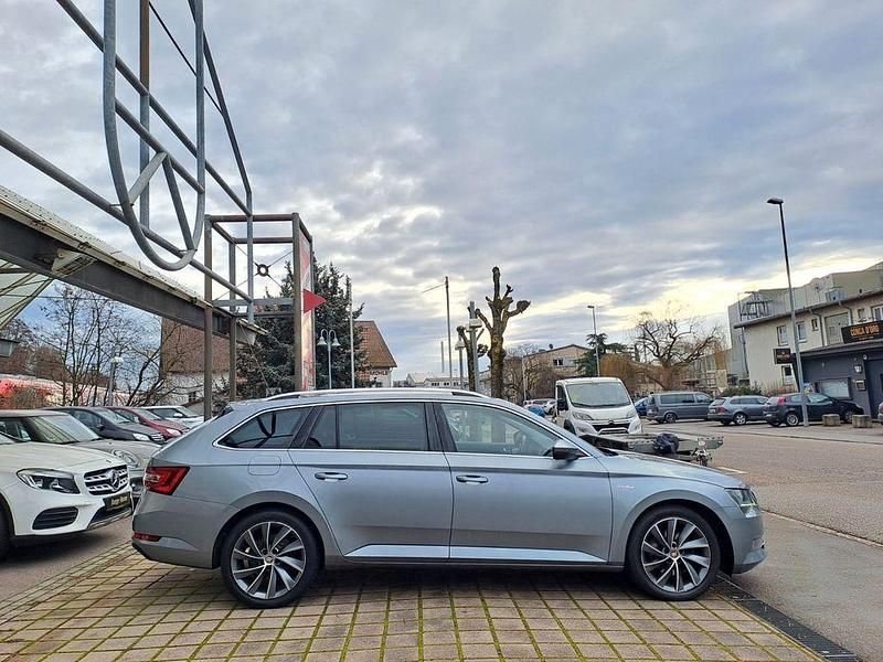 Gebraucht Skoda Superb LAURIN & KLEMENT 190 PS (139 kW) 2016 Grau Limousine