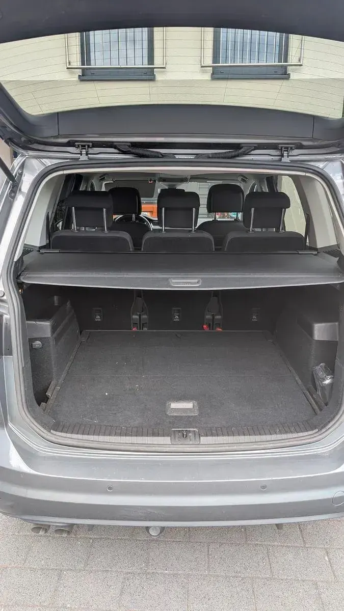 Gebraucht VW Touran Sound 150 PS (110 kW) 2018 Grau Van / Kleinbus