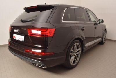Gebraucht Audi Q7 S-Line 272 PS (200 kW) 2016 Schwarz metallic SUV