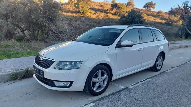 Gebraucht Skoda Octavia G-TEC Elegance 110 PS (80 kW) 2014 Kombi