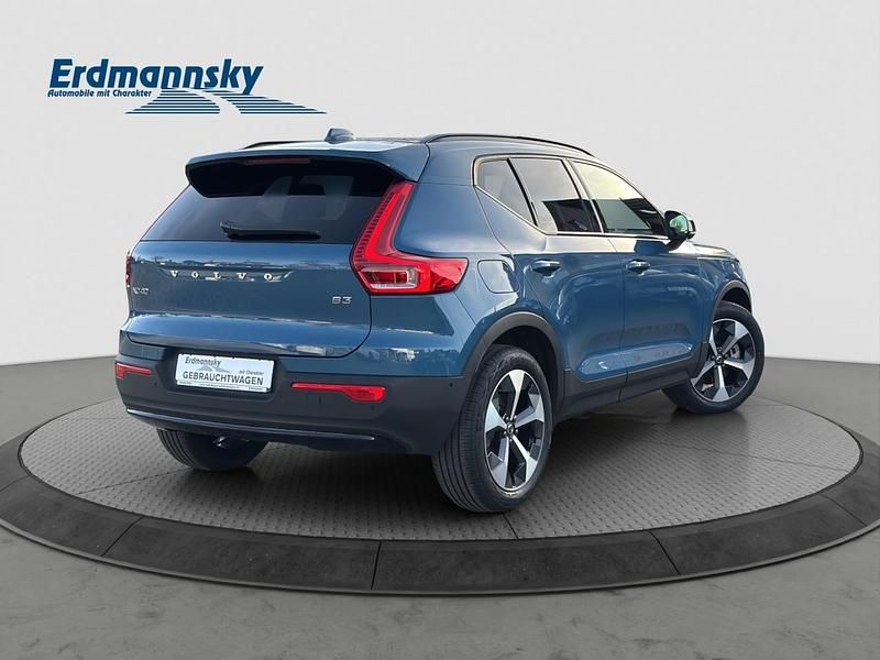 Gebraucht Volvo XC40 Plus 163 PS (119 kW) 2025 Fjord blue (blau) SUV