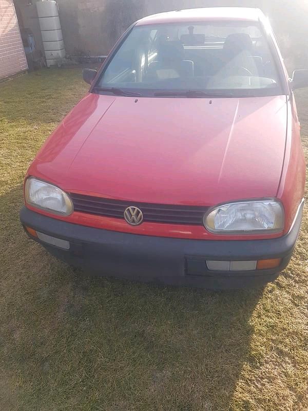 Gebraucht VW Golf III 44 PS (32 kW) 1992 Rot Kleinwagen