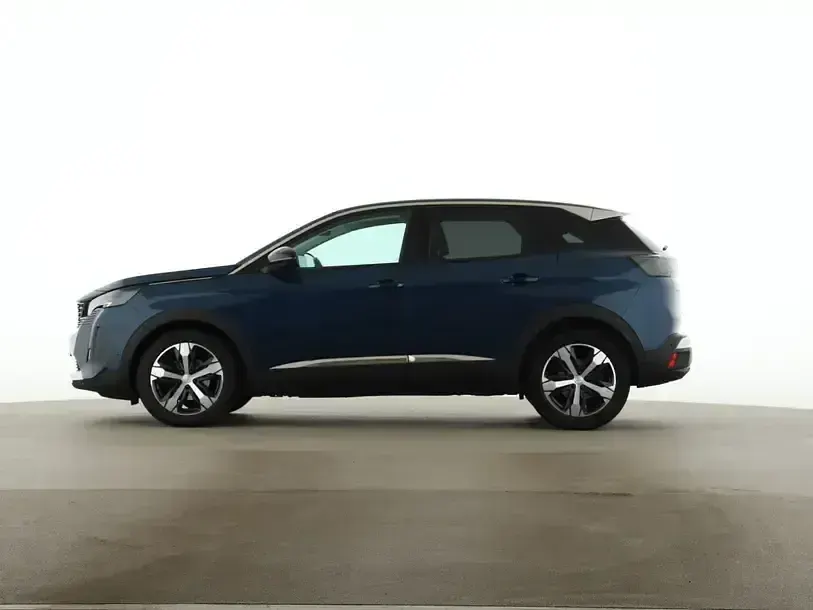 Gebraucht Peugeot 3008 Allure 131 PS (96 kW) 2022 Blau SUV
