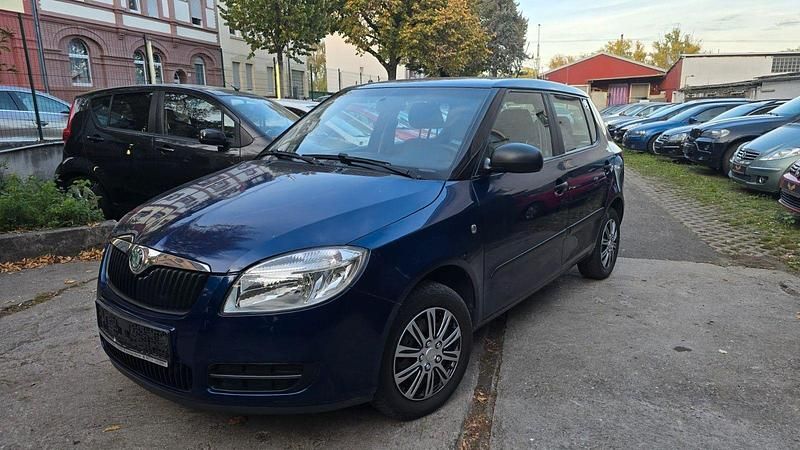 Blau Gebraucht 2009 Skoda Fabia Classic Kleinwagen | 2.999 € (Fairer Preis) - Bild 1/4