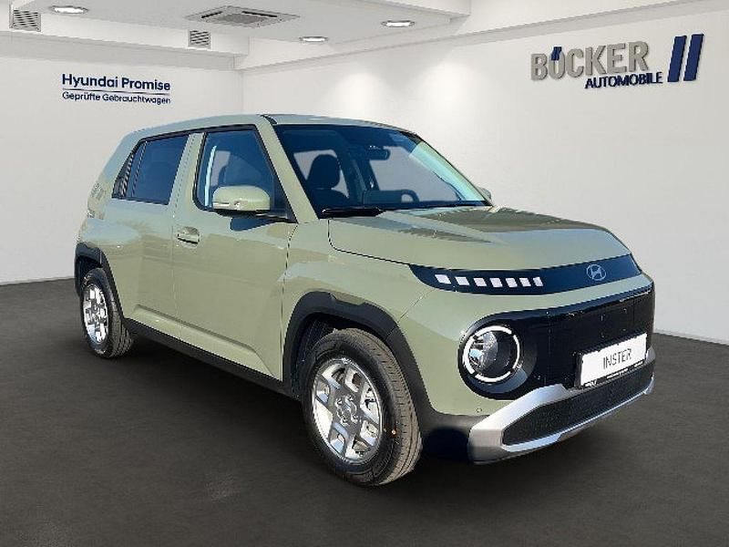 Neu Hyundai Inster Trend 71 kW (97 PS) 2025 Tomboy khaki Kleinwagen