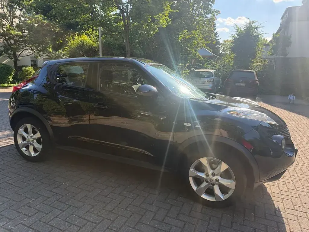Gebraucht Nissan Juke Acenta 117 PS (86 kW) 2012 Schwarz SUV