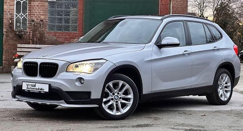 Silber Gebraucht 2014 BMW X1 Advantage SUV | 9.999 € (Guter Preis) - Bild 1/4