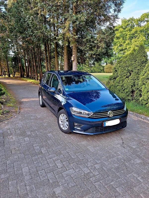 Blau Gebraucht 2016 VW Golf VII Kleinwagen | 10.990 € (Fairer Preis) - Bild 1/4