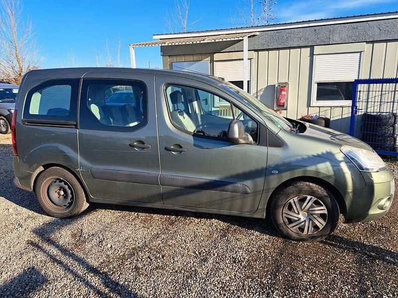 Gebraucht Citroën Berlingo Tendance 92 PS (67 kW) 2012 Van / Kleinbus