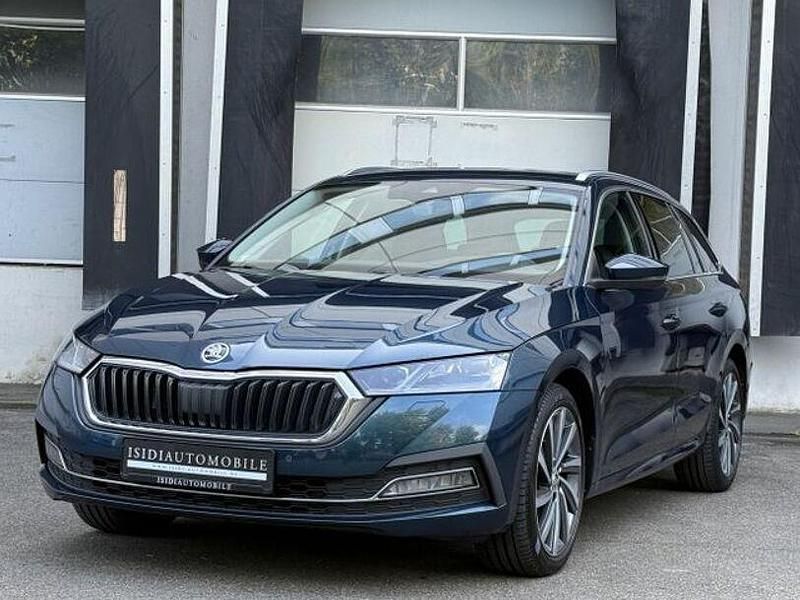 Blau Gebraucht 2020 Skoda Octavia First Edition Kombi | 16.900 € (Fairer Preis) - Bild 1/4