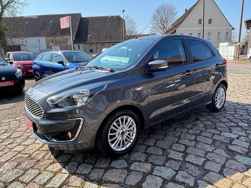 Gebraucht Ford Ka 86 PS (63 kW) 2019 Smokegrau metallic Limousine