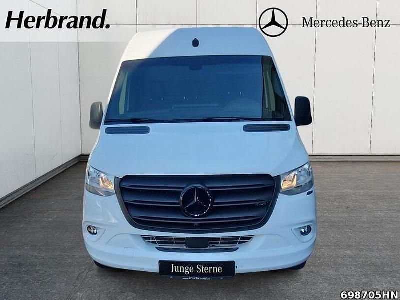 Second-hand Mercedes Sprinter 170 CP (125 kW) 2022 Alb Van
