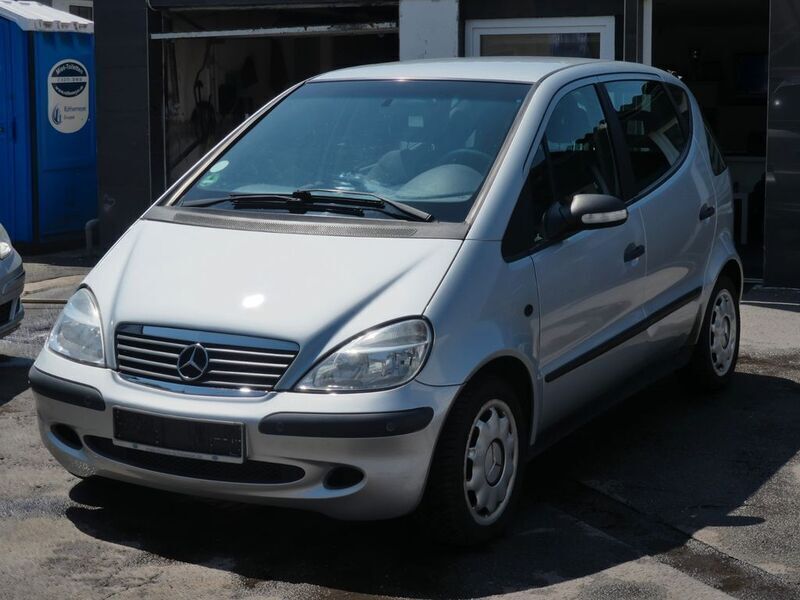 Silber Gebraucht 2003 Mercedes A160 Classic Van / Kleinbus | 2.949 € (Etwas zu teuer) - Bild 1/4