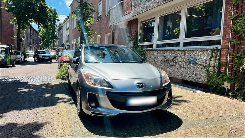 Gebraucht Mazda 3 105 PS (77 kW) 2012 Silber Limousine