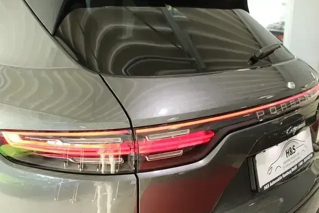 Gebraucht Porsche Cayenne Turbo 340 PS (250 kW) 2020 Grau SUV