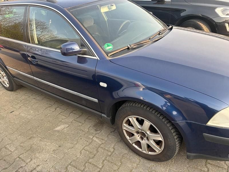Gebraucht VW Passat 101 PS (74 kW) 2004 Kombi