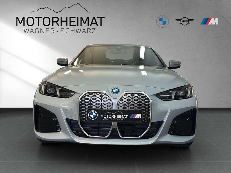 Neu BMW i4 Performance 210 kW (286 PS) 2025 M brooklyn grau metallic Limousine